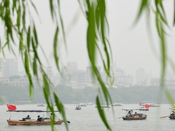 “双节”假期前三日，杭州各景区景点累计接待游客470.45万人次