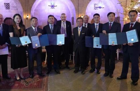 嫦娥五号团队荣获国际宇航科学院最高团队荣誉